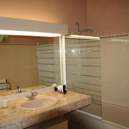 דירה Tasteful In With Balcony *